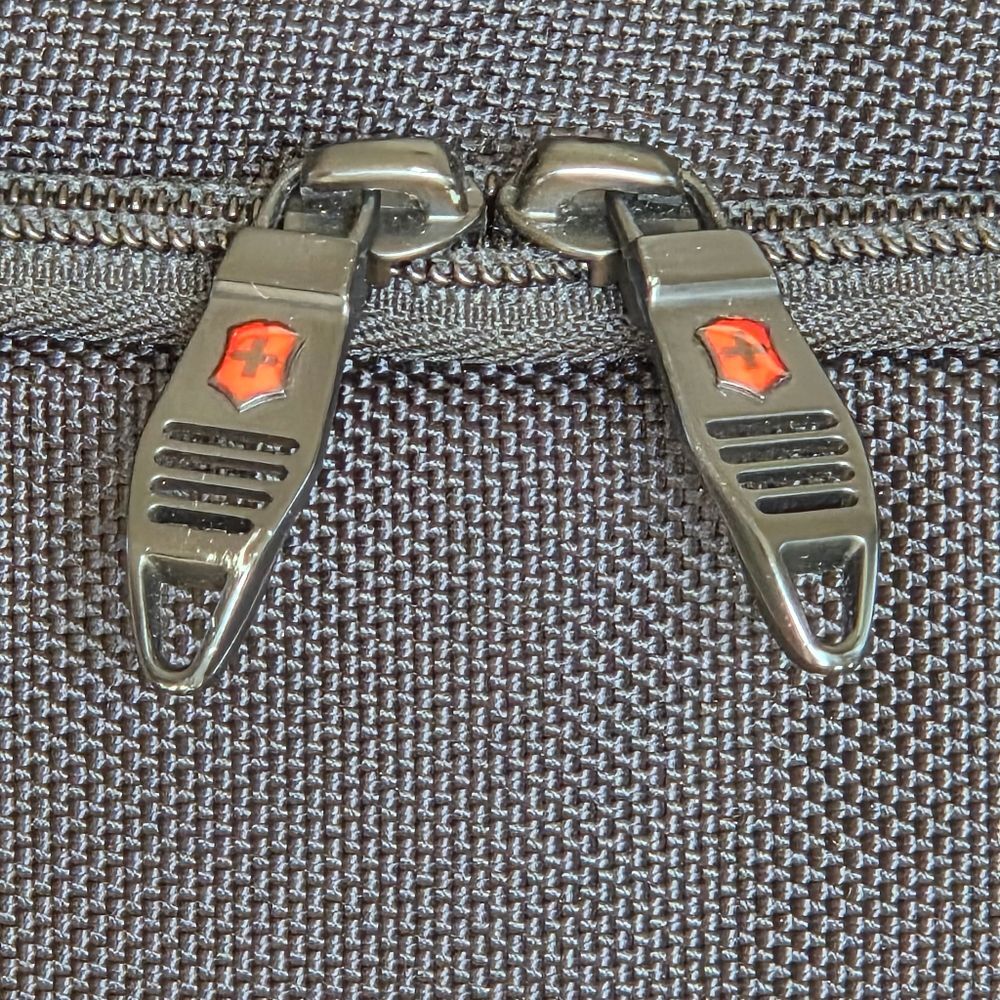 Swiss Army Business Gear Laptop Briefcase Web Recruit Victorinox Black NEW - Picture 12 of 16